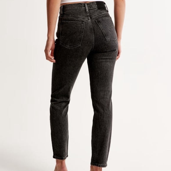 Abercrombie & Fitch High Rise Mom Jean Black Size 27 / 4 Short - Picture 4 of 11